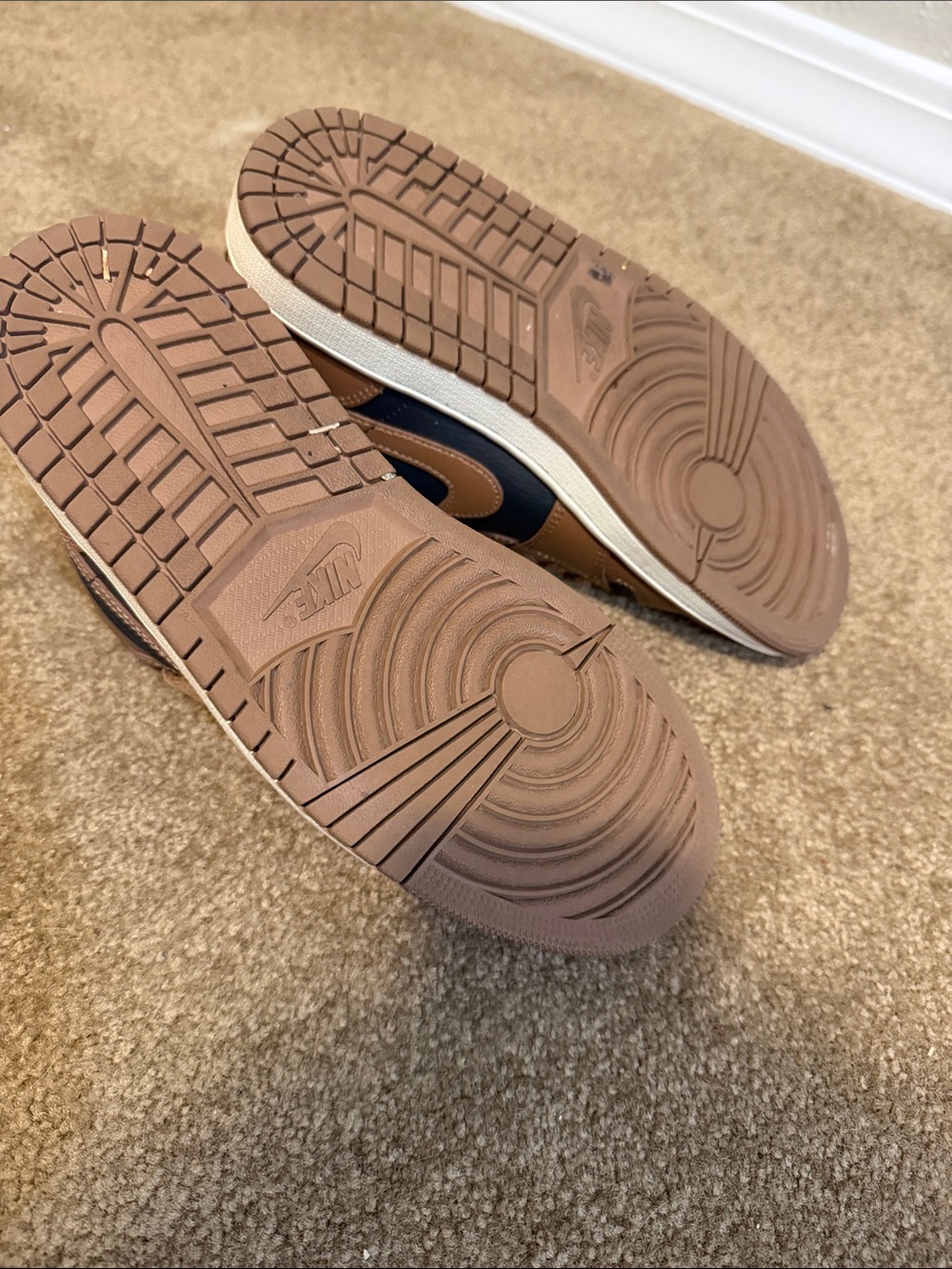 Women’s Jordan Dunks Low-Top Sneakers - Black and Brown - Picture 3 of 4